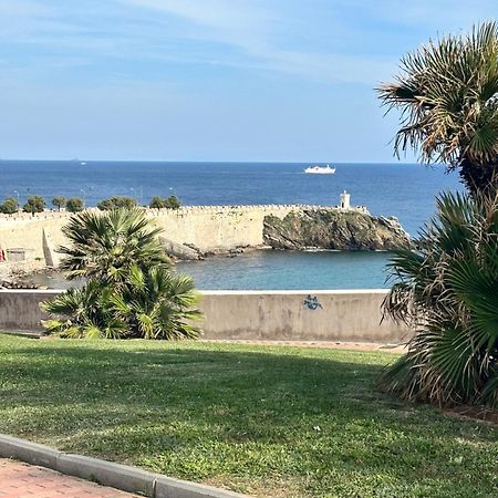 Appartamenti Tra Cielo E Mare 皮昂比诺 外观 照片
